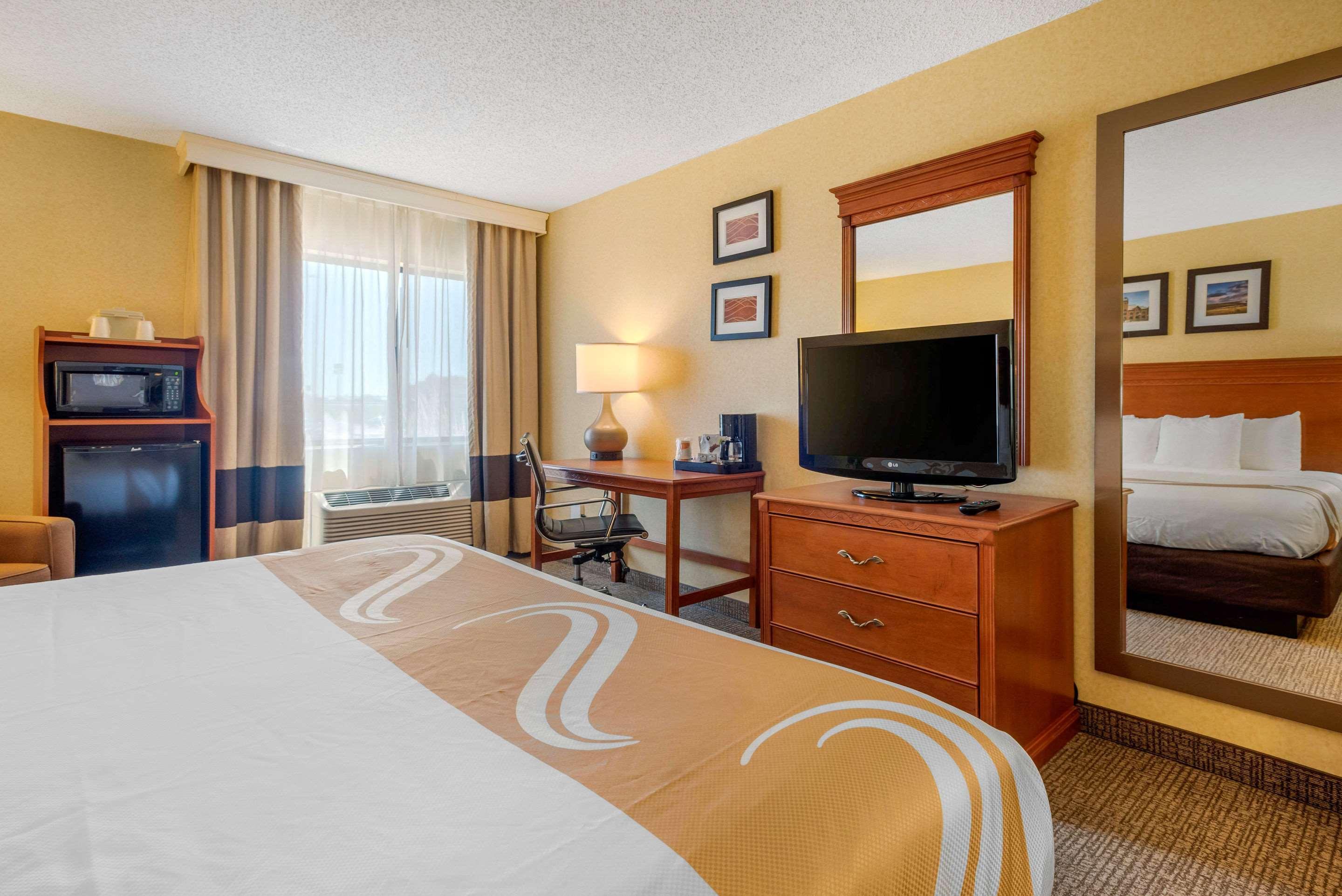 Quality Inn I-25 Пуебло Екстериор снимка