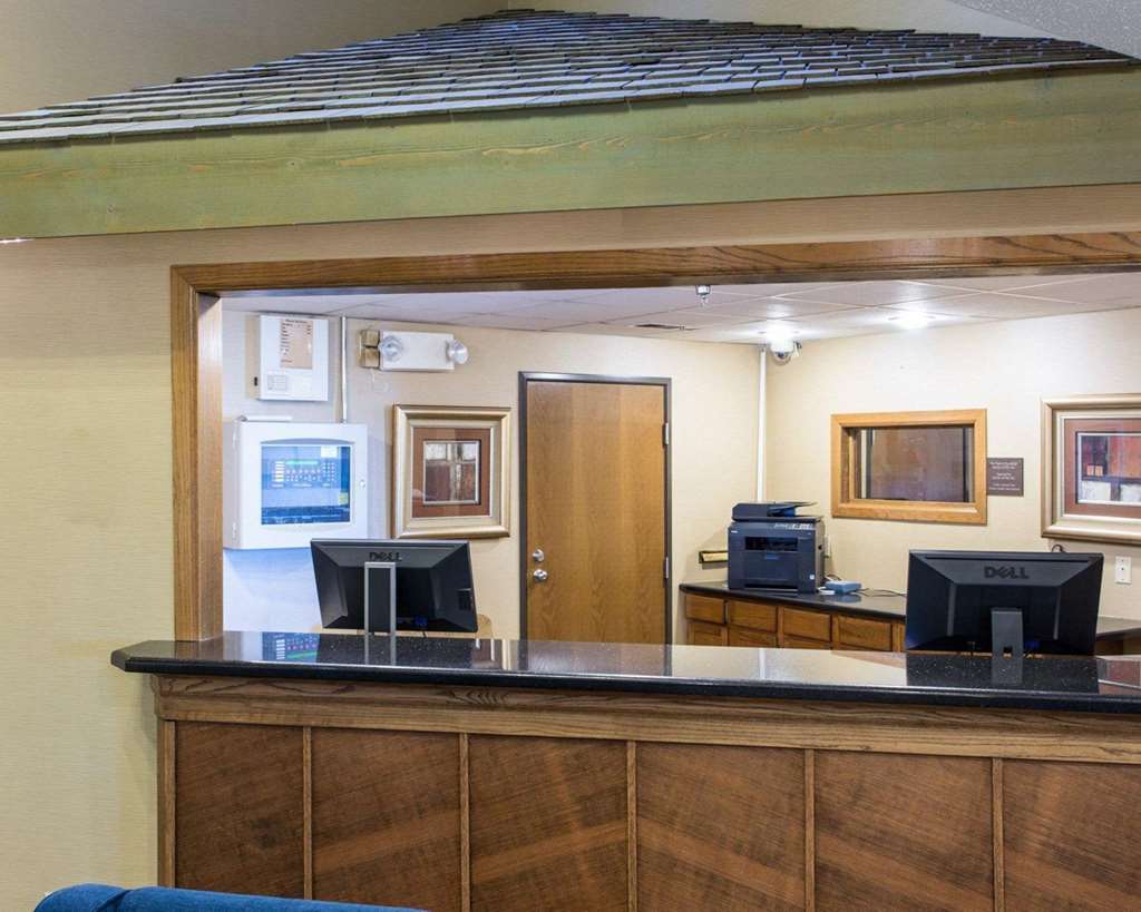 Quality Inn I-25 Пуебло Интериор снимка